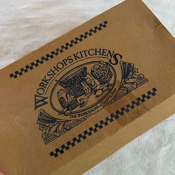 Apple Baker The Workshops Of Gerald E. Henn Green Spongeware Set of 2 - Picture 2 of 9